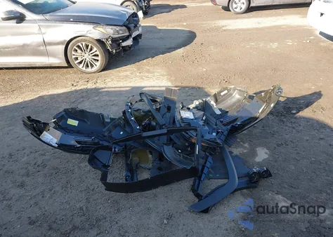 2023 Ford Explorer Xlt z USA, uszkodzony, nr VIN 1FMSK8DH6PGC33797